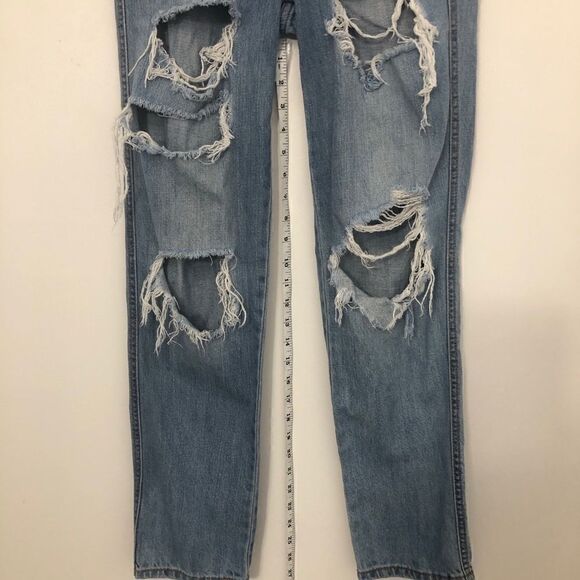 Aeropostale Size 0 Ripped and Distressed Jeans! - Picture 7 of 14